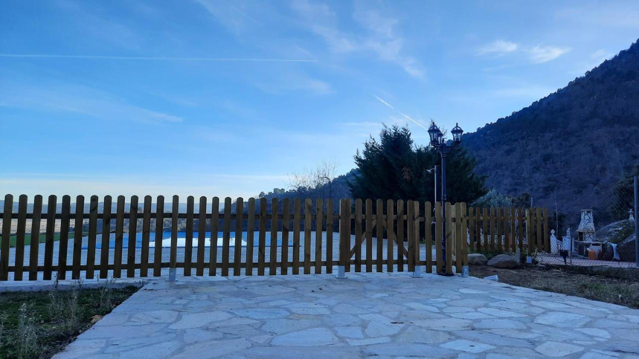 Chalet Con Piscina Y Bbq Para 10 Personas San Martín de Valdeiglesias Εξωτερικό φωτογραφία
